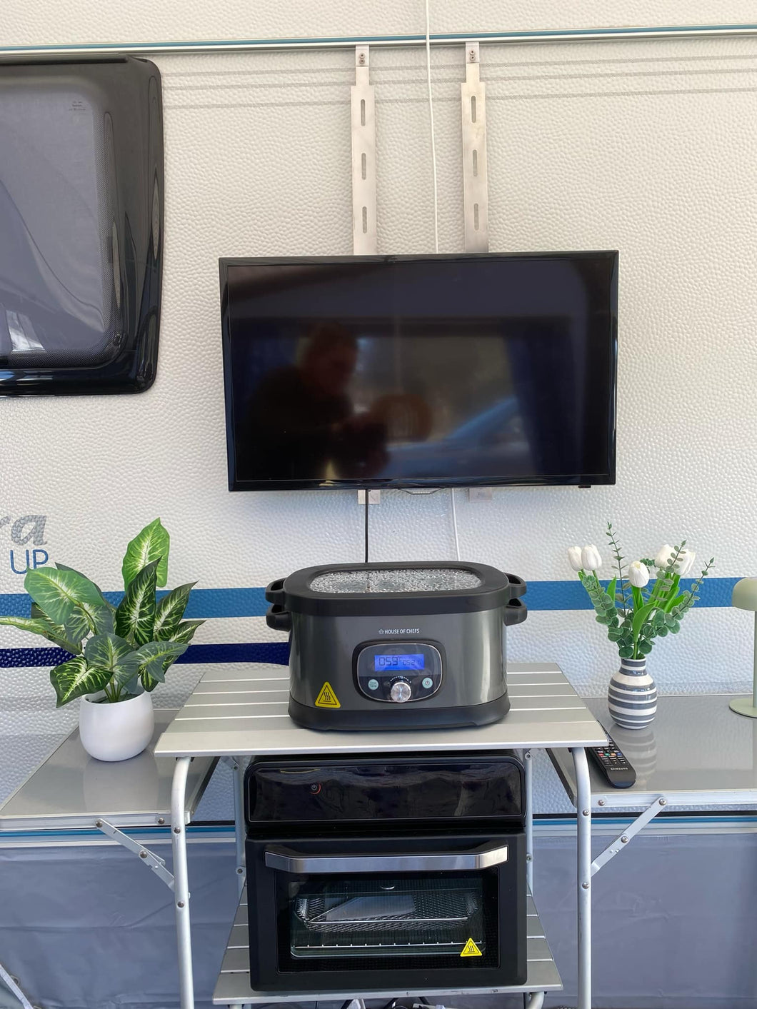 Ophæng til teltskinne på campingvogn