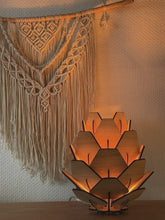 Indlæs og afspil video i gallerivisning Skovfyr Lampen
